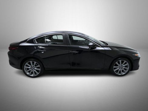 Used 2025 MAZDA MAZDA3 s FWD image 4