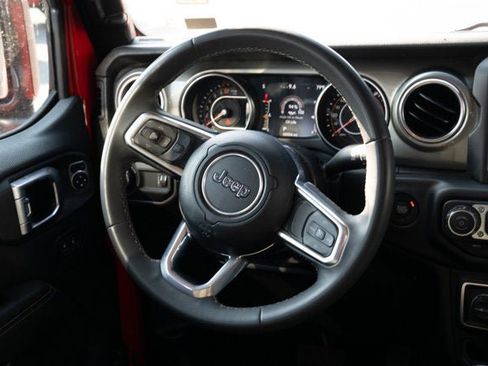 Certified 2023 Jeep Gladiator Overland image 30