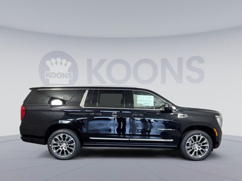 New 2026 GMC Yukon XL Denali w/ Sun & Power Step Package AWD/4WD image 8