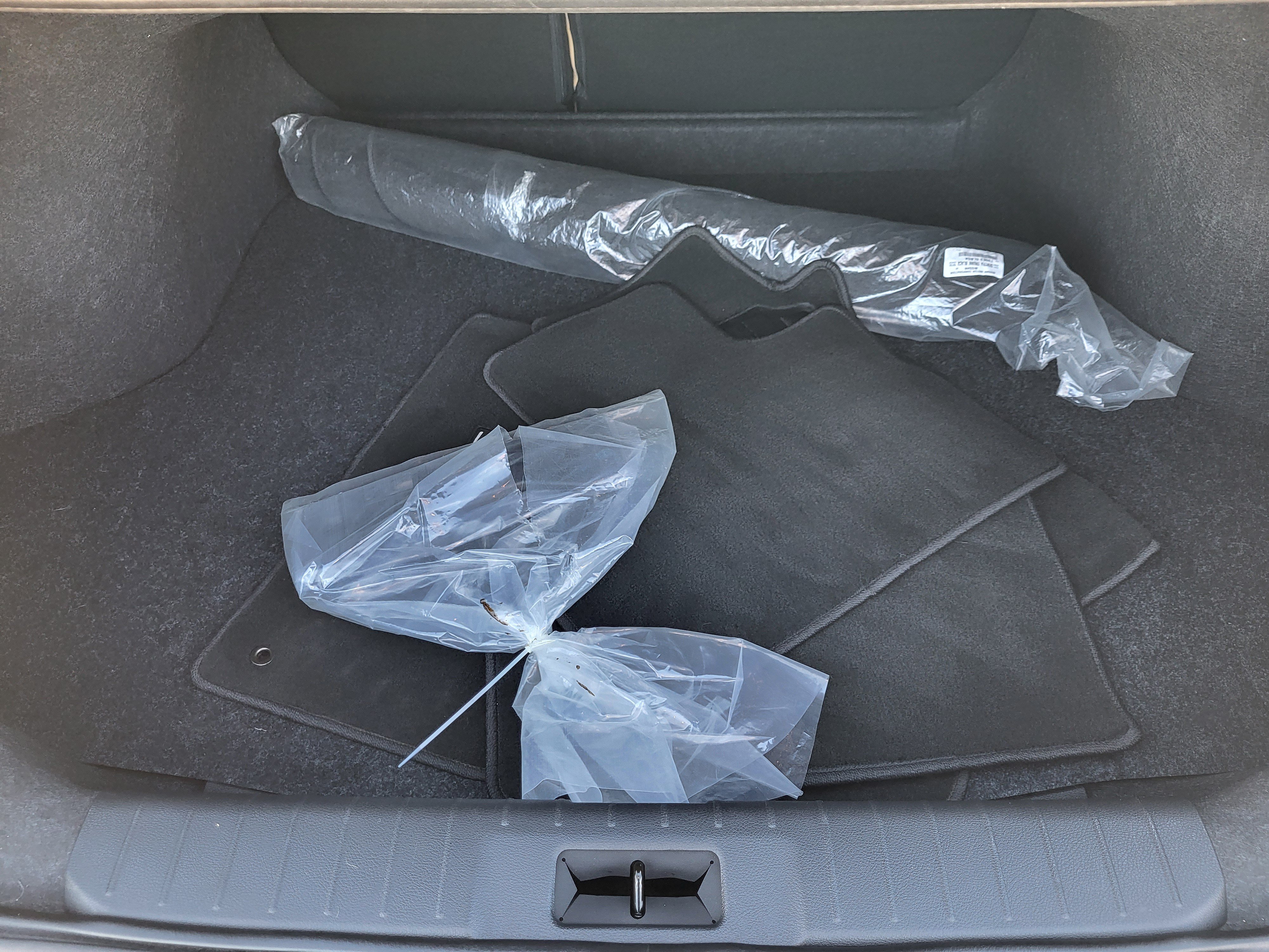 Certified 2025 Nissan Sentra SV w/ SV Premium Package FWD image 13