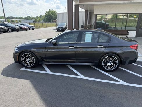 Used 2018 BMW 540i w/ M Sport Package RWD image 3