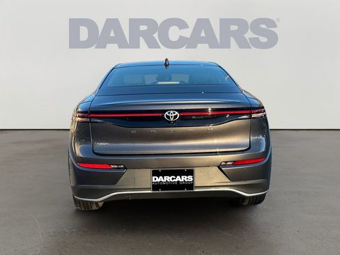 Used 2023 Toyota Crown XLE image 6