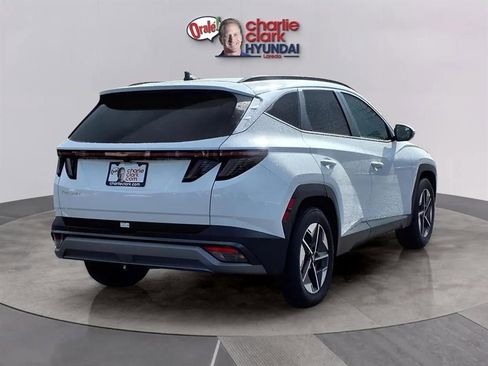 New 2026 Hyundai Tucson SEL FWD image 5