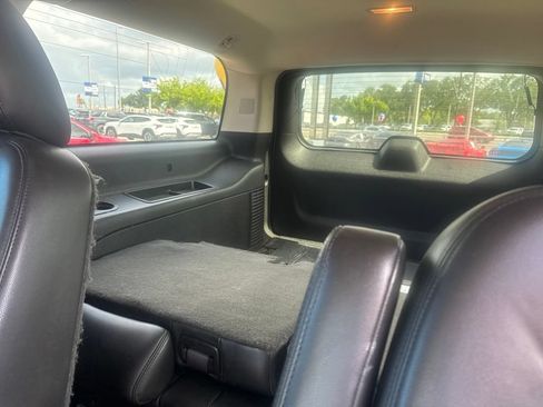 Used 2014 Chevrolet Suburban LTZ AWD/4WD image 14