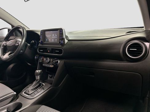 Used 2018 Hyundai Kona SEL w/ SEL Tech Package 02 image 30