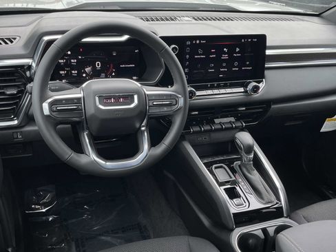 New 2026 GMC Canyon Elevation image 9