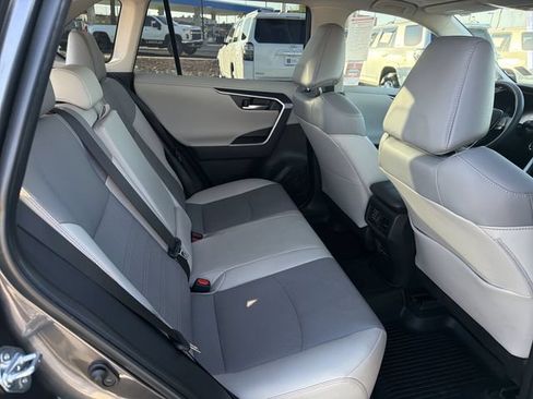 Certified 2025 Toyota RAV4 Limited FWD image 30