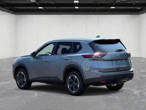 Used 2025 Nissan Rogue SV AWD/4WD image 7