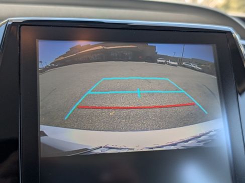 Used 2021 Toyota Prius Prime XLE FWD image 6