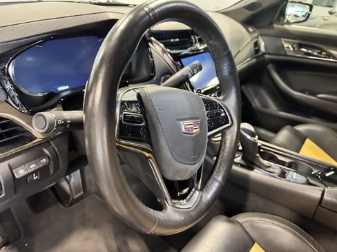 Used 2016 Cadillac CTS V w/ Carbon Fiber Package RWD image 10