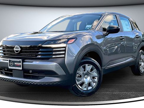 New 2026 Nissan Kicks S image 2