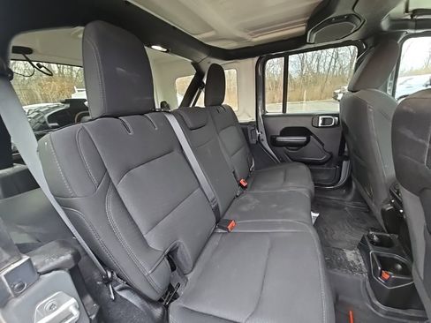 Used 2019 Jeep Wrangler Unlimited Sport S image 20