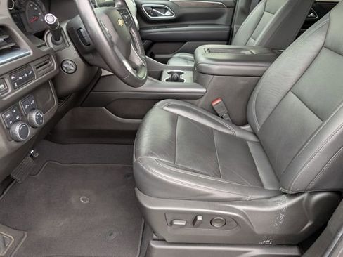 Used 2021 Chevrolet Tahoe LT w/ Luxury Package image 27