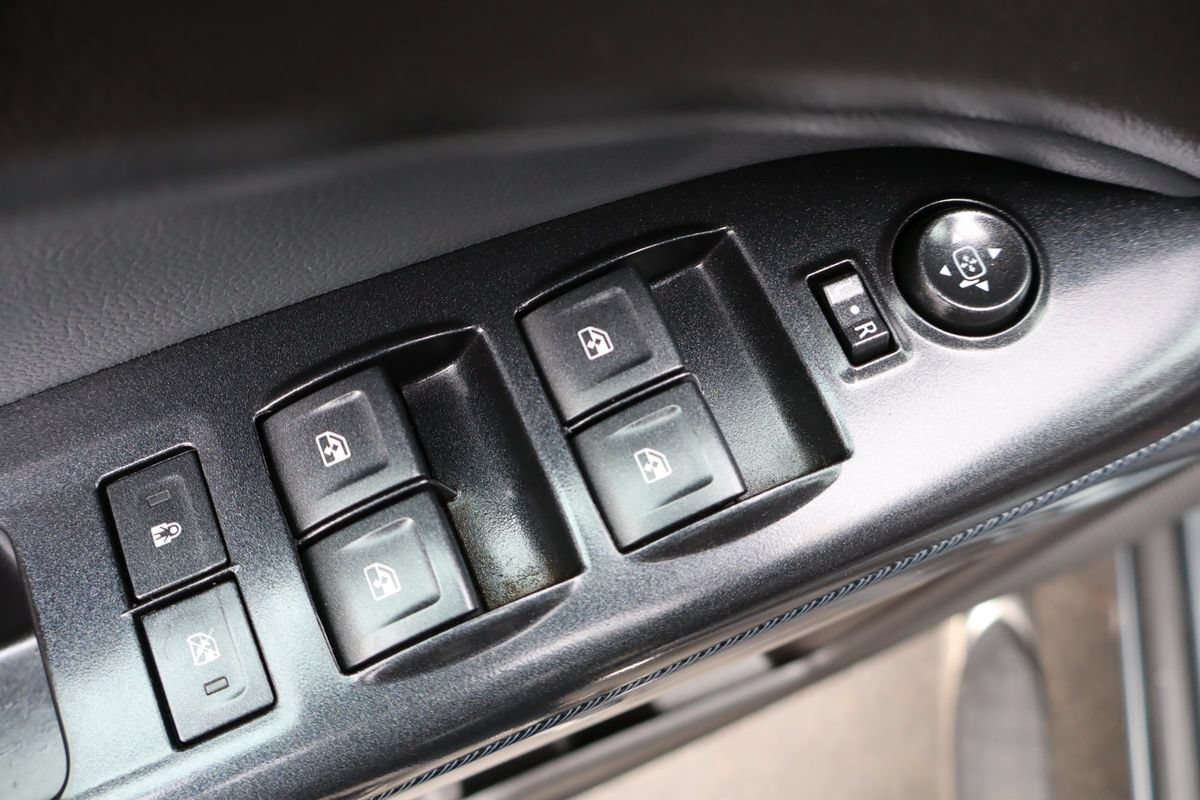 Used 2017 Chevrolet Colorado Z71 AWD/4WD image 27