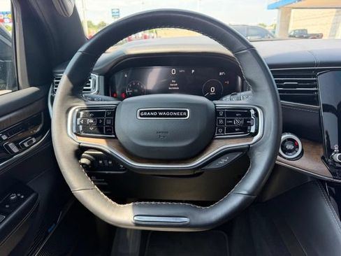 Used 2024 Jeep Grand Wagoneer L 4WD image 16