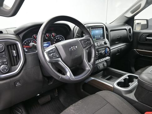 Used 2022 Chevrolet Silverado 1500 RST w/ Z71 Off-Road Package AWD/4WD image 21