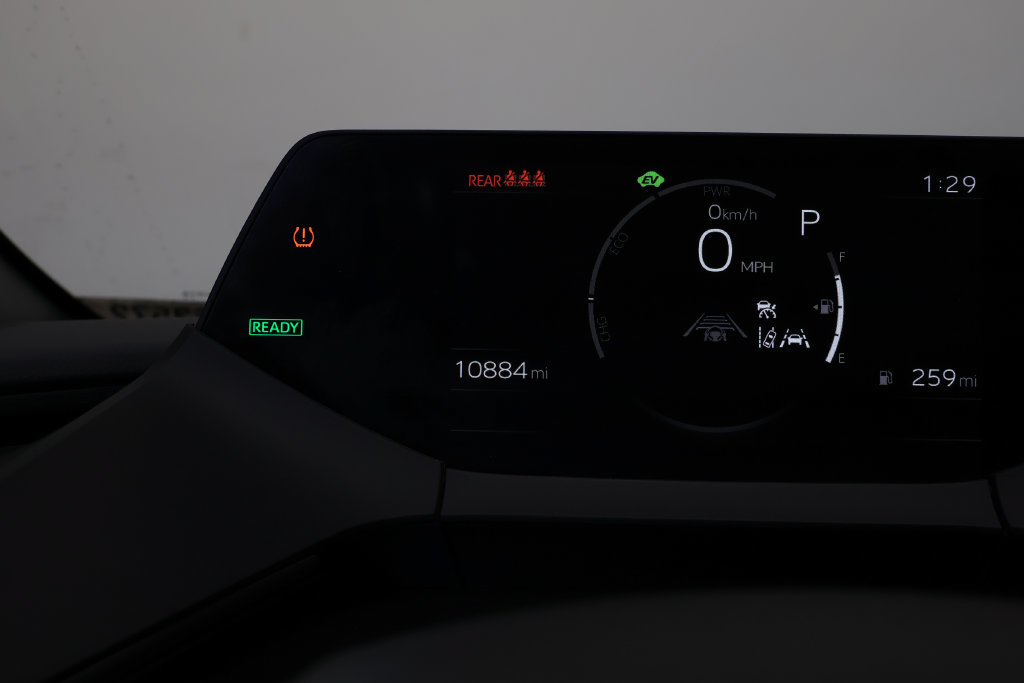 Used 2024 Toyota Prius XLE AWD/4WD image 27