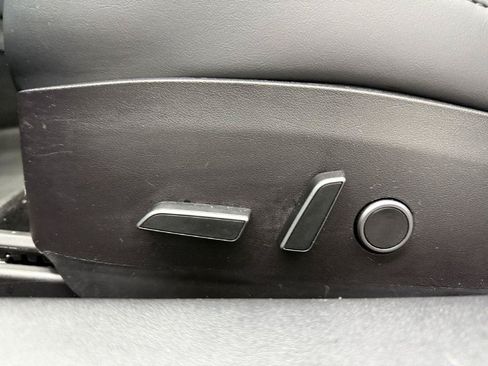 Used 2023 Tesla Model 3 Standard Range RWD image 10