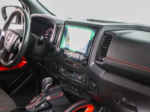 Used 2024 Nissan Frontier PRO-4X w/ Off-Road Protection Package image 27