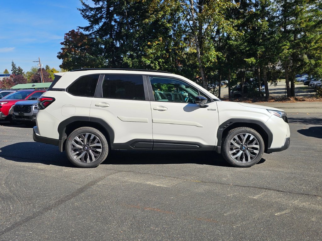 New 2026 Subaru Forester Touring AWD/4WD image 6