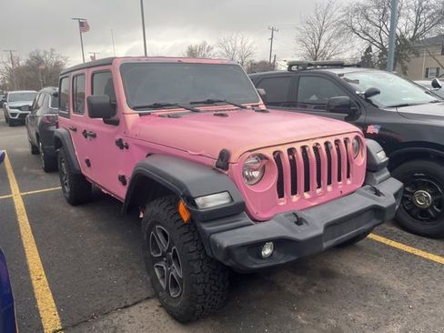 Used 2020 Jeep Wrangler Unlimited Sport S image 3