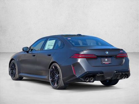 New 2026 BMW M5 image 8