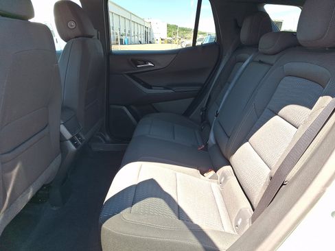 Certified 2026 Chevrolet Equinox LT AWD/4WD image 10