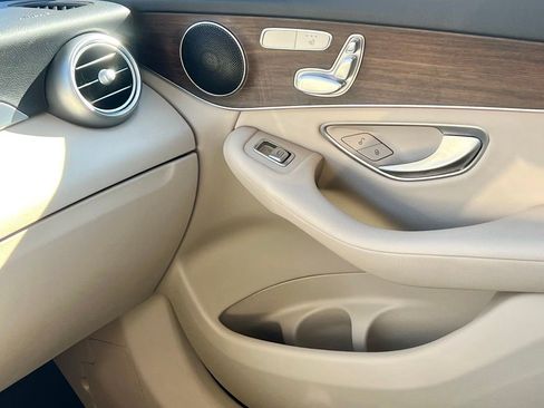 Certified 2022 Mercedes-Benz GLC 300 4MATIC image 15