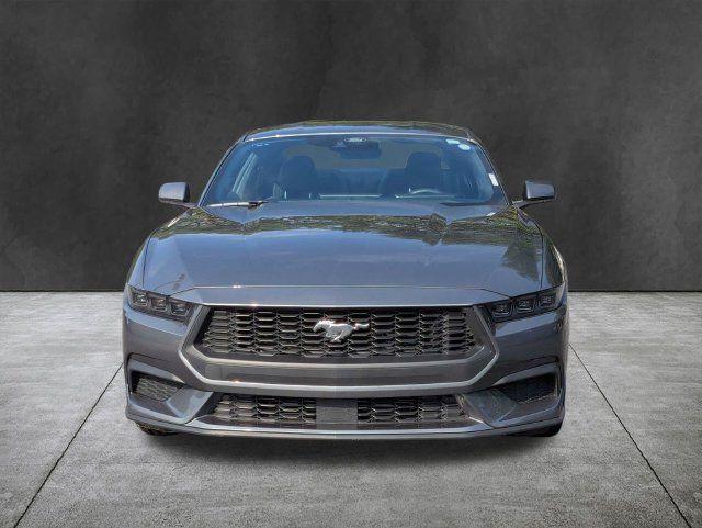 Used 2025 Ford Mustang Coupe RWD image 10