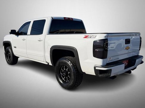 Used 2018 Chevrolet Silverado 1500 LT w/ Texas Edition image 4