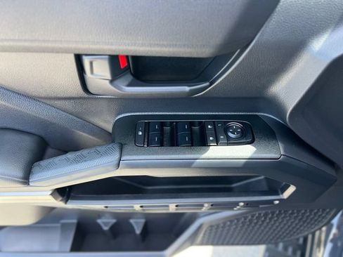 Used 2025 Toyota 4Runner SR5 AWD/4WD image 24