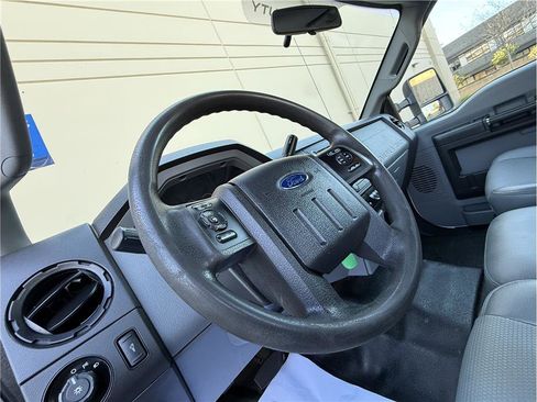 Used 2015 Ford F350 XL w/ Power Equipment Group image 9