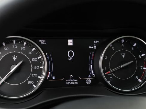 Used 2022 Maserati Levante Modena image 46