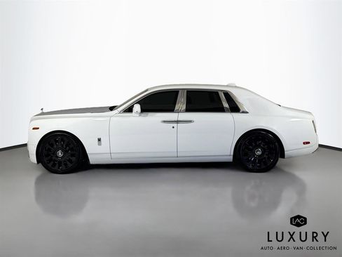 Used 2018 Rolls-Royce Phantom Sedan image 9