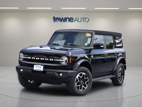 Used 2023 Ford Bronco Outer Banks AWD/4WD image 10