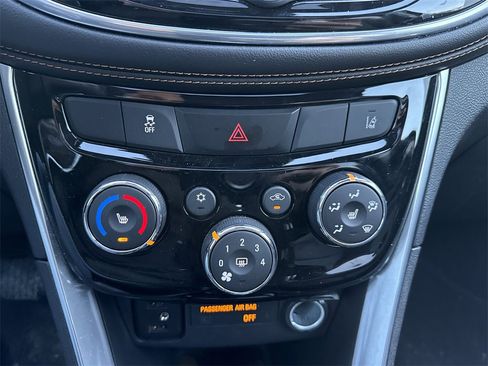 Used 2018 Chevrolet Trax Premier image 10