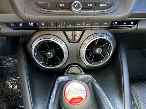 Used 2017 Chevrolet Camaro SS RWD image 34