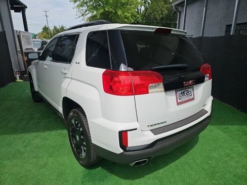 Used 2017 GMC Terrain SLE w/ Nightfall Package AWD/4WD image 7