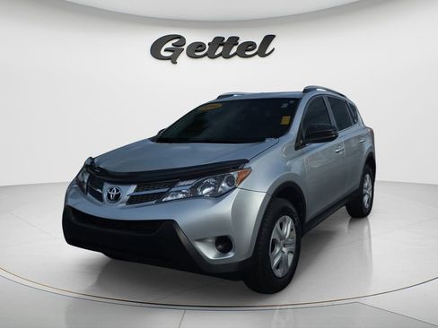 Used 2014 Toyota RAV4 LE image 1