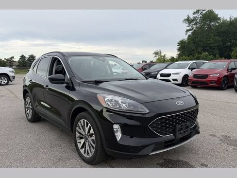 Used 2022 Ford Escape Titanium AWD/4WD image 1