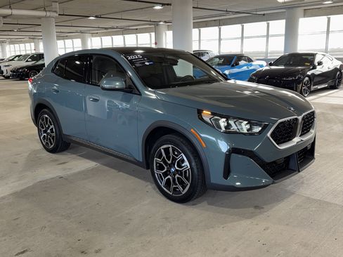 Certified 2025 BMW X2 xDrive28i image 1