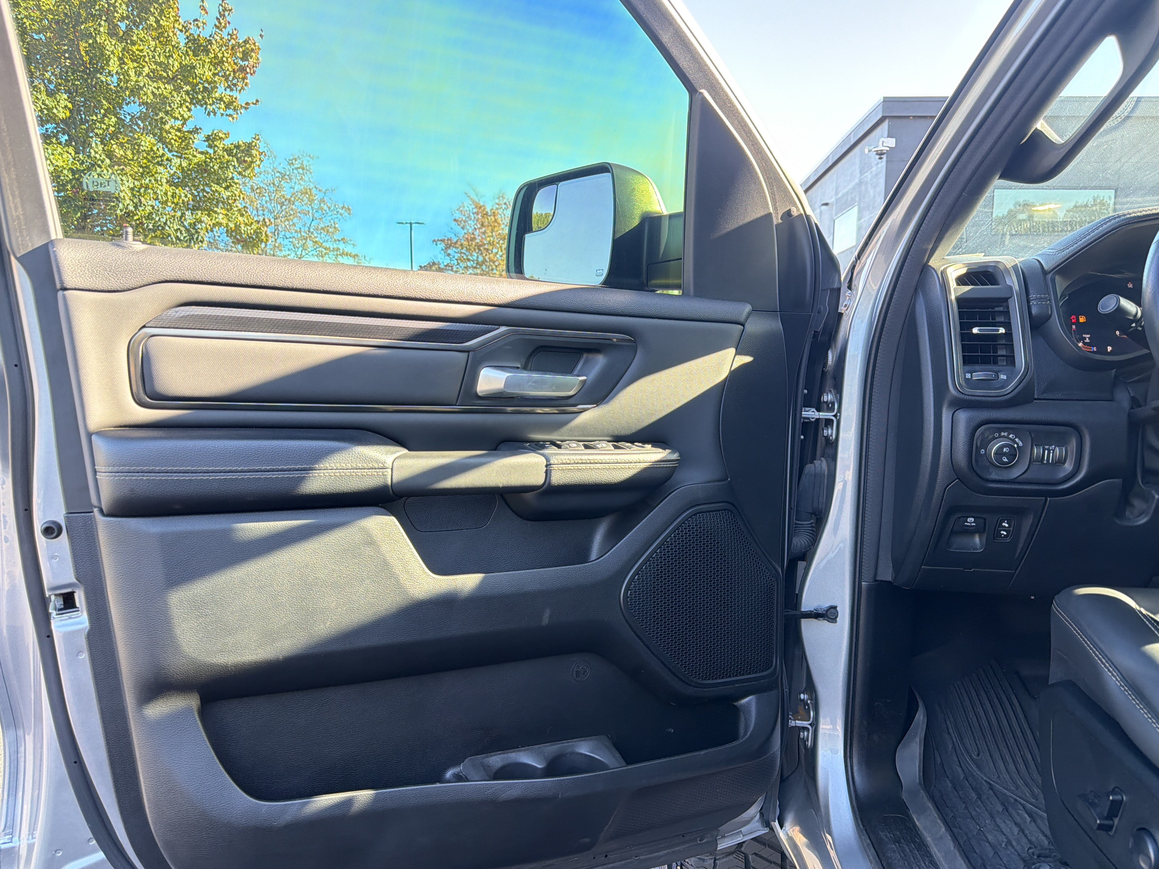Used 2023 RAM 1500 Sport AWD/4WD image 23