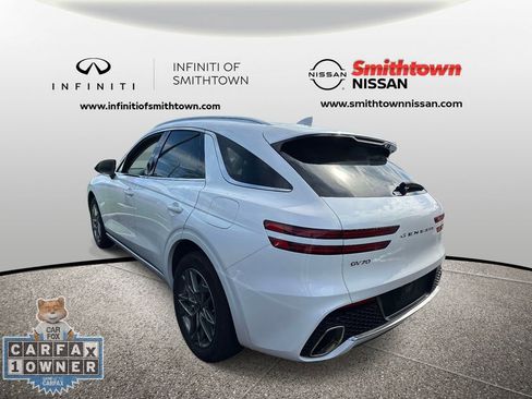 Used 2025 Genesis GV70 2.5T AWD/4WD image 9