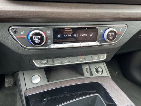 Certified 2022 Audi Q5 2.0T Premium w/ Convenience Package image 22