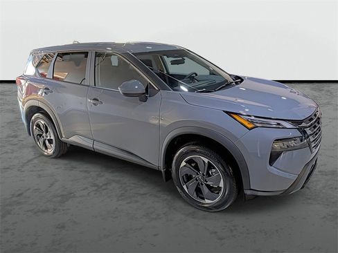 Used 2026 Nissan Rogue SV image 5