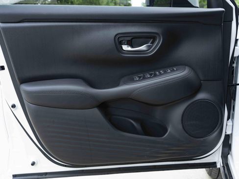 Used 2026 Honda HR-V LX image 37