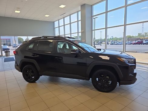 Certified 2022 Toyota RAV4 TRD Off-Road image 5
