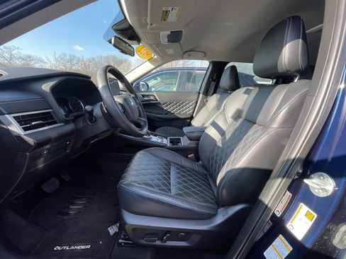 Used 2022 Mitsubishi Outlander SEL image 9