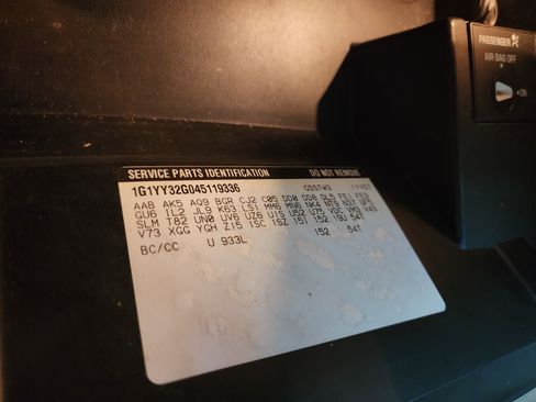 Used 2004 Chevrolet Corvette Convertible w/ Preferred Equipment Group image 36