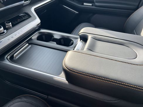 New 2026 Ford Expedition Tremor image 36